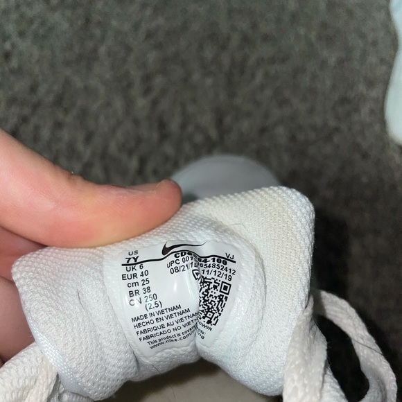 Nike Air Max 90 - Picture 4 of 4